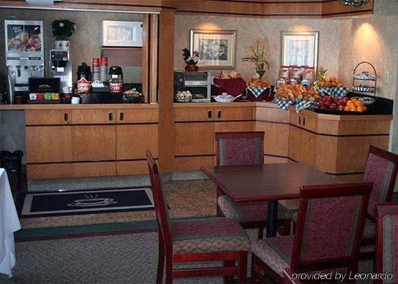 Comfort Inn Meadowvale มิสซิสซอกา ร้านอาหาร รูปภาพ