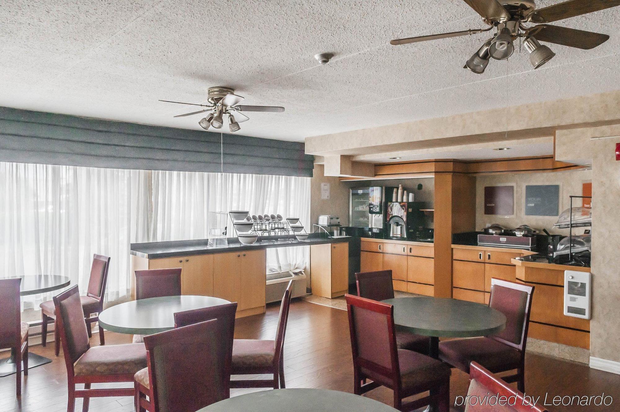 Comfort Inn Meadowvale มิสซิสซอกา ภายนอก รูปภาพ
