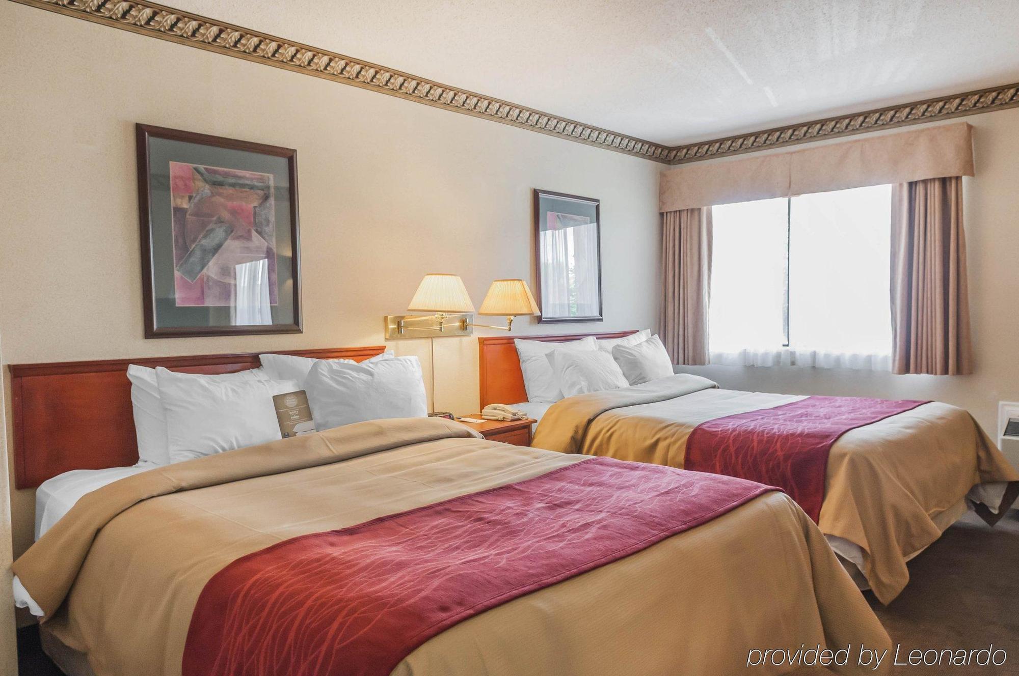 Comfort Inn Meadowvale มิสซิสซอกา ภายนอก รูปภาพ