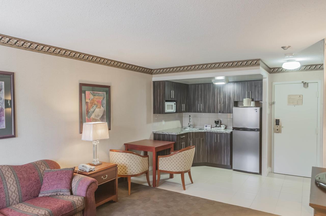 Comfort Inn Meadowvale มิสซิสซอกา ภายนอก รูปภาพ