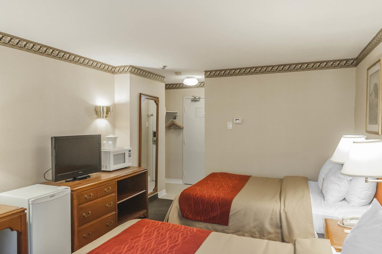 Comfort Inn Meadowvale มิสซิสซอกา ภายนอก รูปภาพ