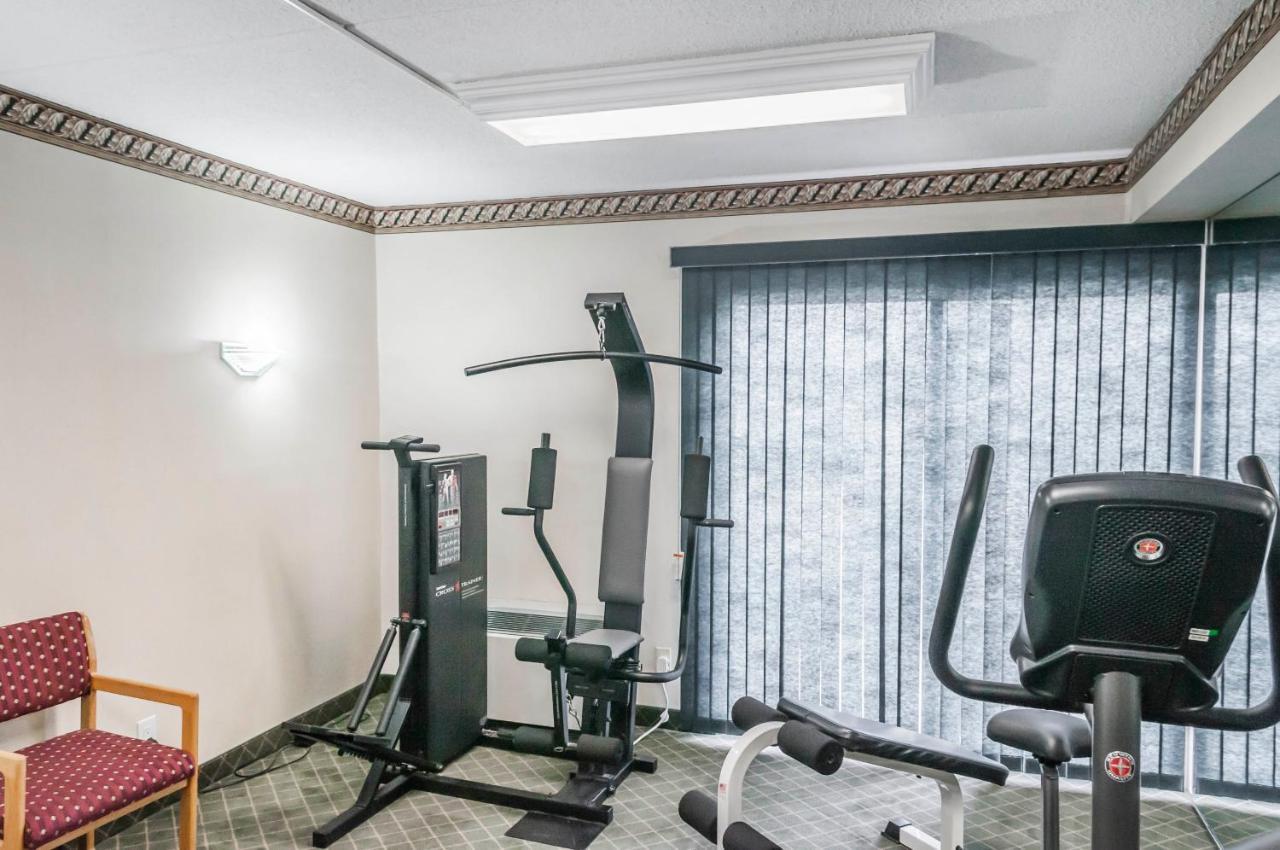 Comfort Inn Meadowvale มิสซิสซอกา ภายนอก รูปภาพ