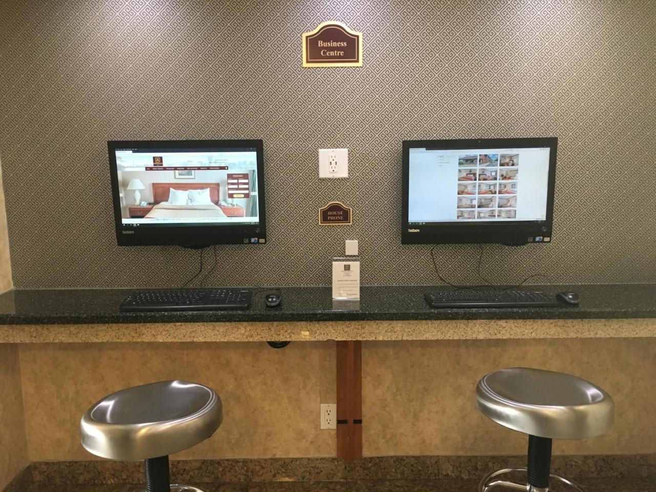 Comfort Inn Meadowvale มิสซิสซอกา ภายนอก รูปภาพ